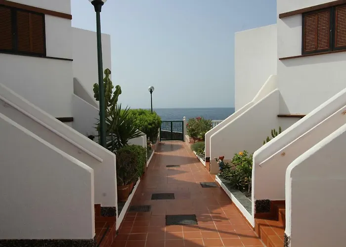 Hotel Atlantic View Con Jardin Privado