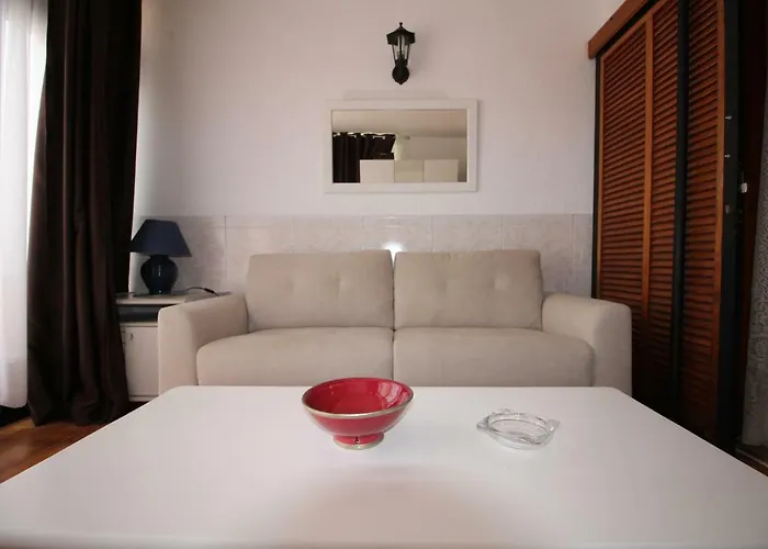 Hotell Atlantic View Con Jardin Privado *